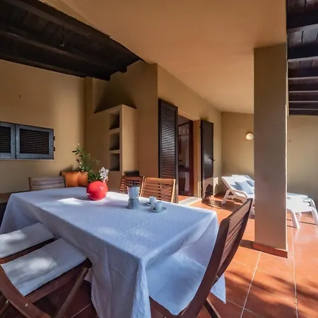 بيت للعطل Maria Lina